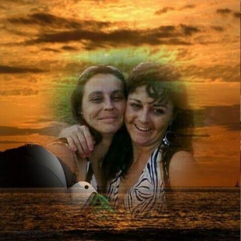 Meet your Posher, Sharon